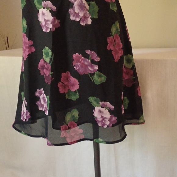 Sz 12 Black Floral Cocktail Dress by CDC Evening - Picture 3 of 8